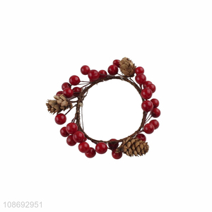 Yiwu market pinecones berries decorative artificial <em>christmas</em> wreath